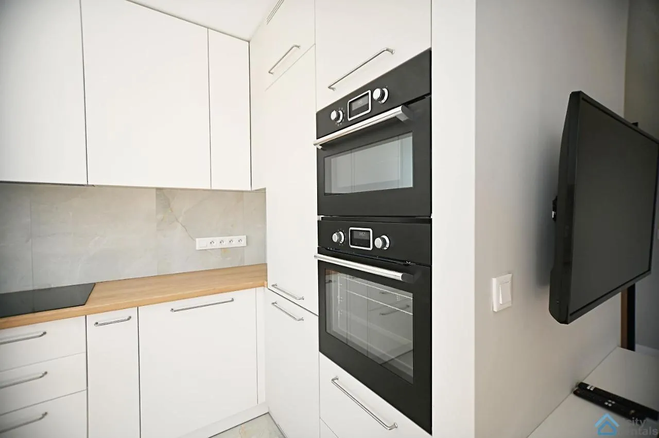 Beige 3City Apartment With Parking In Gdansk By Noclegi Renters