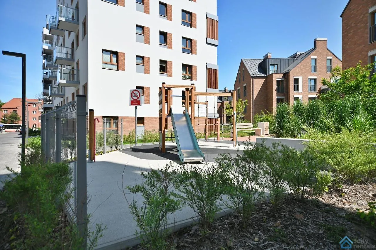 Beige 3City Apartment With Parking In Gdansk By Noclegi Renters