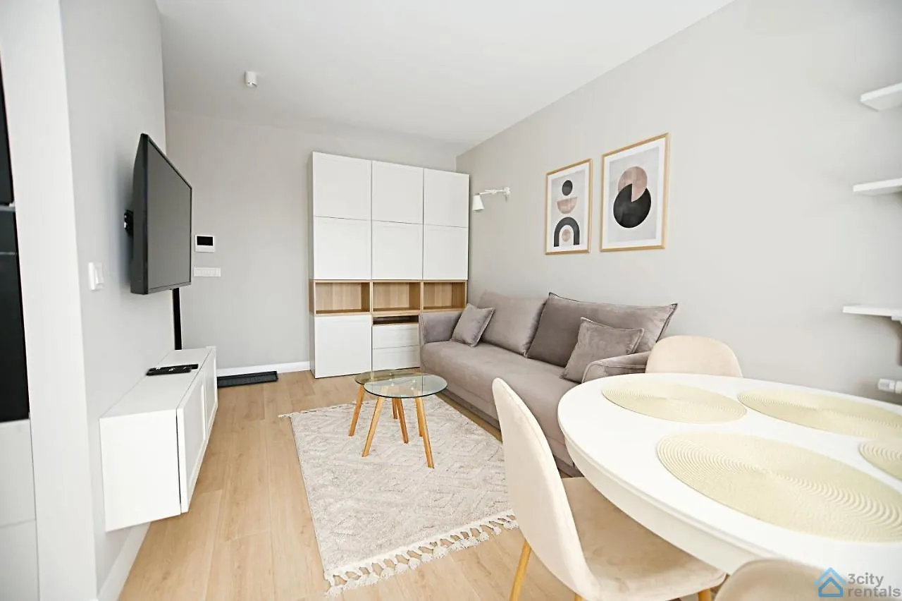 Beige 3City Apartment With Parking In Gdansk By Noclegi Renters